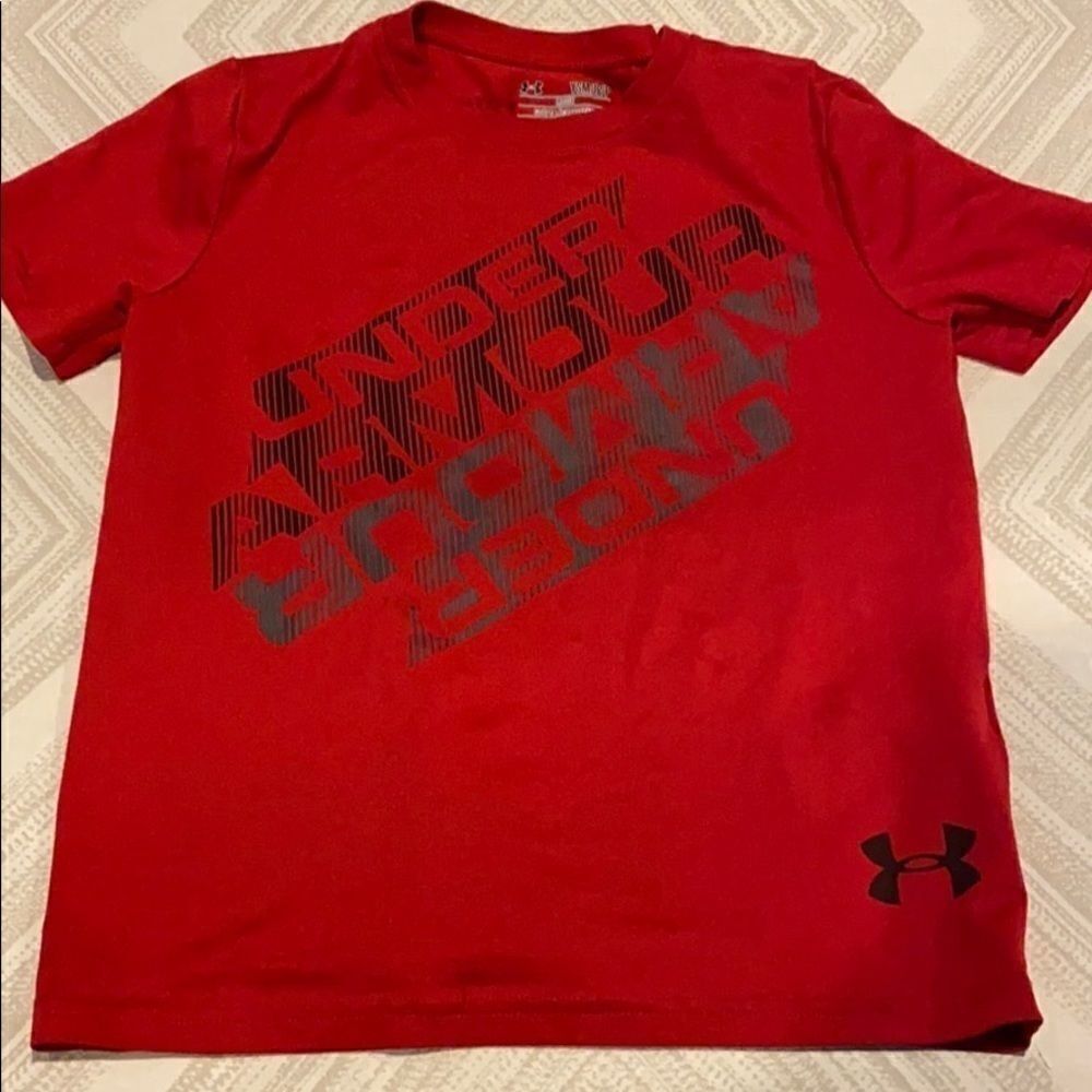 Under Armour Red Heat Gear Boys Short-Sleeve Tee